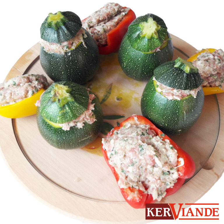 COURGETTES-ET-POIVRONS-FARCIES-CHAIR-A-SAUCISSE-CHAIR-A-TOMATE-RECETTE-KERVIANDE